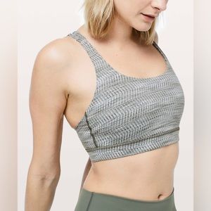 Lululemon Energy Bra in Arrow Jacquard Dark Olive Grey Sage